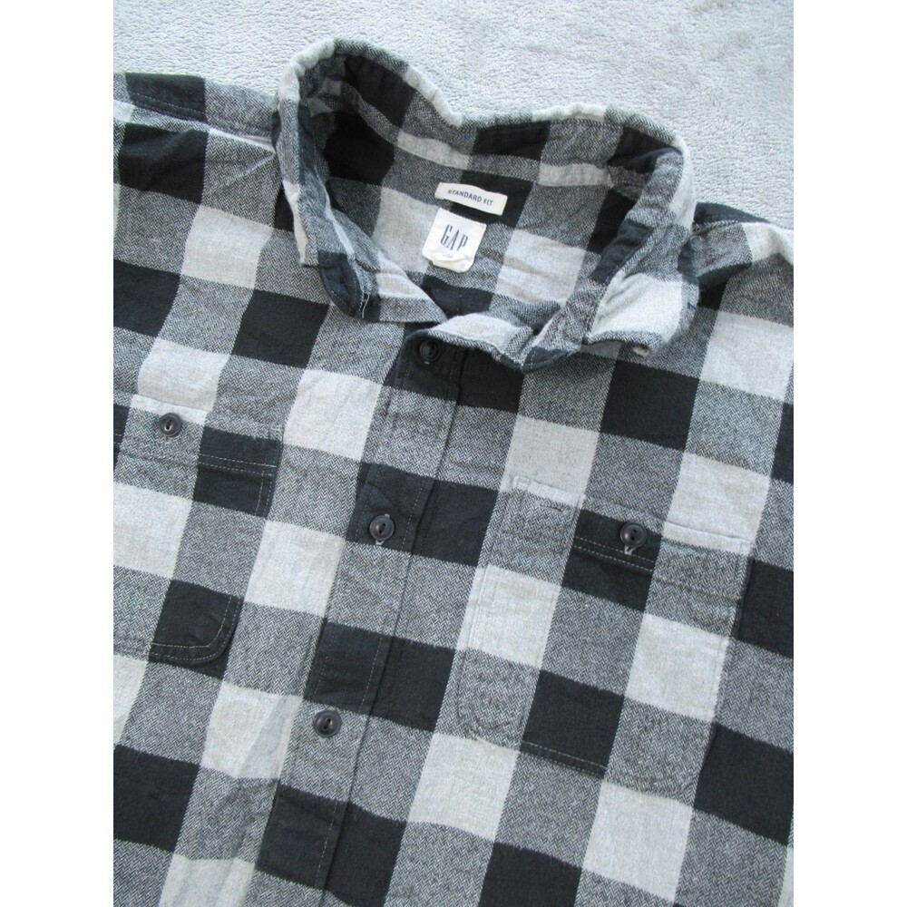 GAP Flannel Shirt Mens XL Standard Fit Button Down Plaid Gray Black Long Sleeve